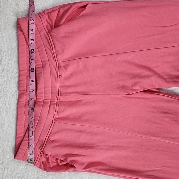 Talulah Super Soft Pink Split Hem Wide Leg Sweatpants With Pockets - Picture 5 of 14